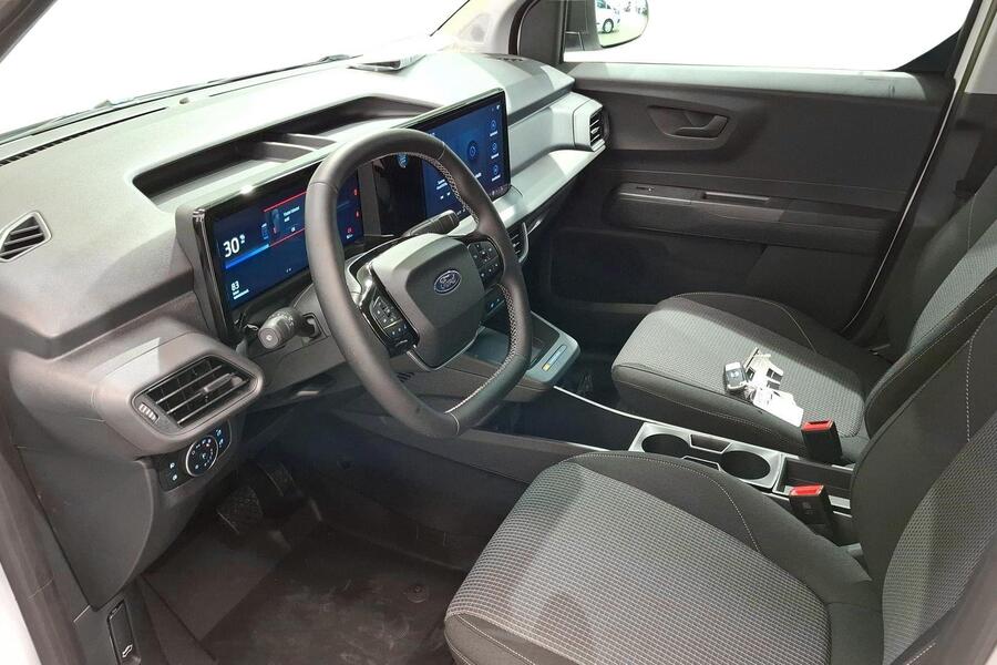 heti ajoon Ford Transit Courier