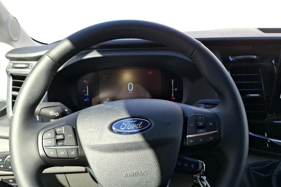 heti ajoon Ford Transit