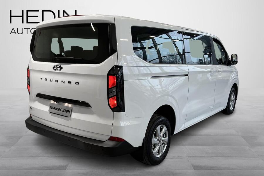 heti ajoon Ford Tourneo Custom
