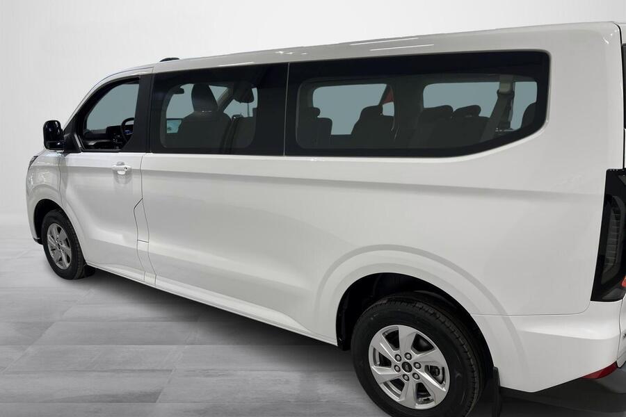 heti ajoon Ford Tourneo Custom