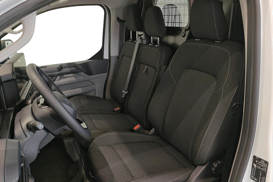 heti ajoon Ford Transit Custom