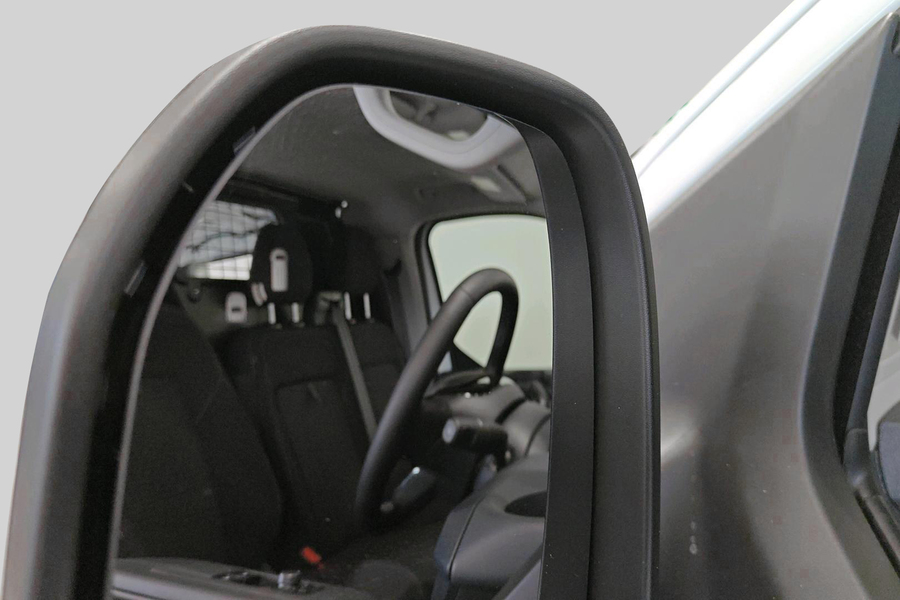 heti ajoon Ford Transit Custom