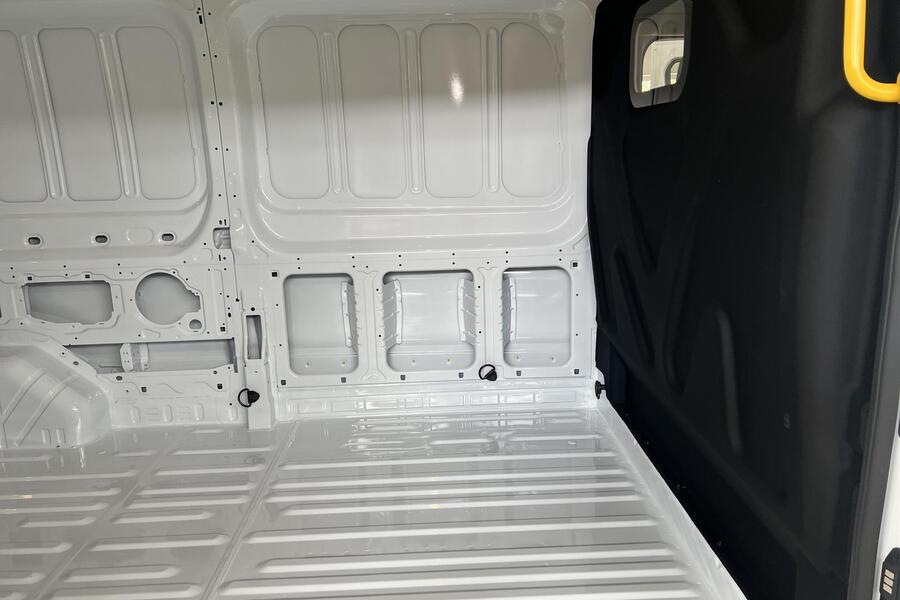 heti ajoon Ford Transit