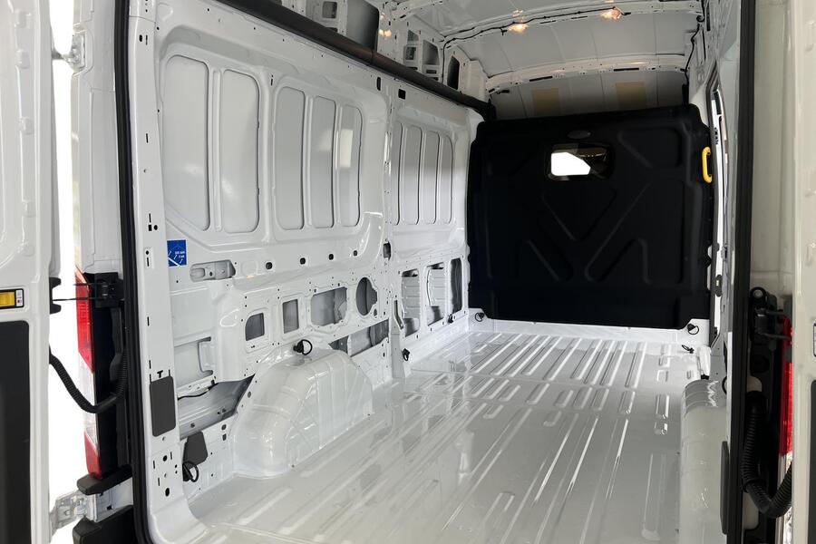 heti ajoon Ford Transit