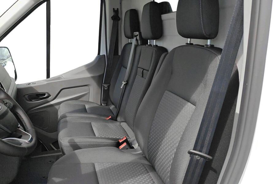 heti ajoon Ford Transit