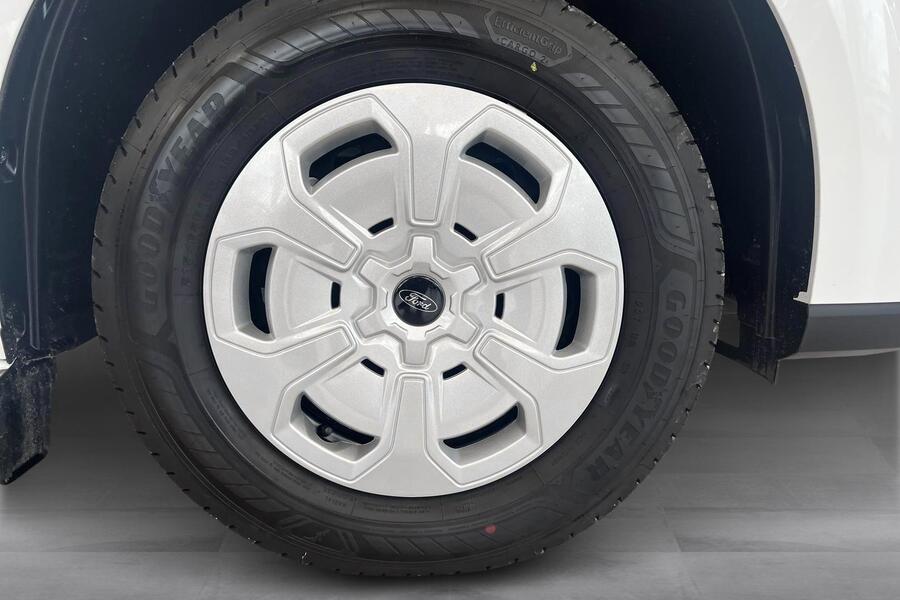 heti ajoon Ford Transit Custom