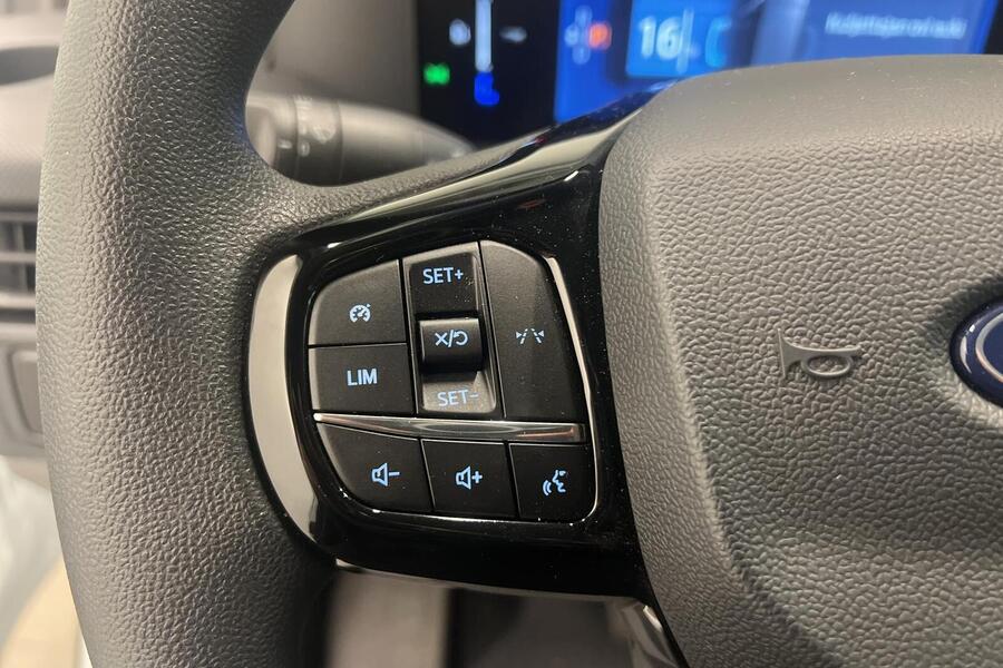 heti ajoon Ford Transit Custom