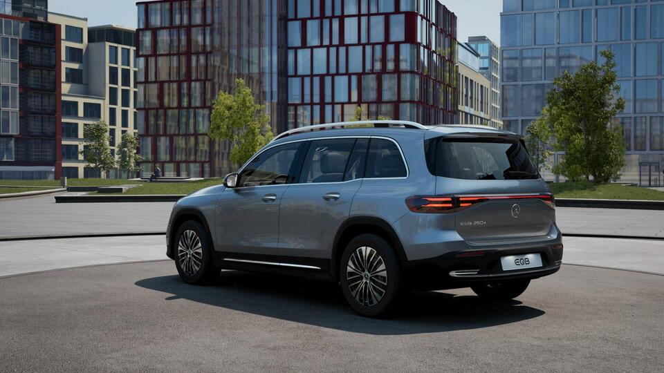 heti ajoon Mercedes-Benz EQB