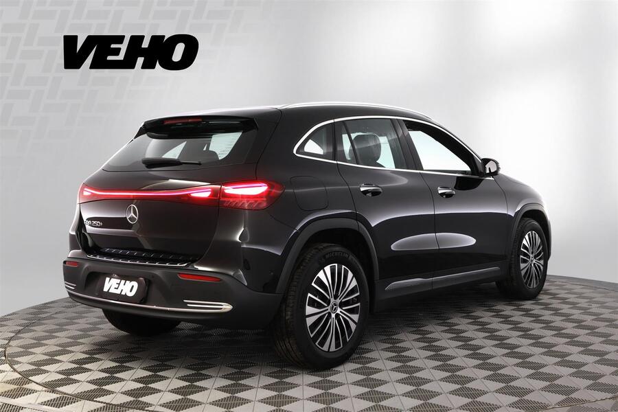 heti ajoon Mercedes-Benz EQA