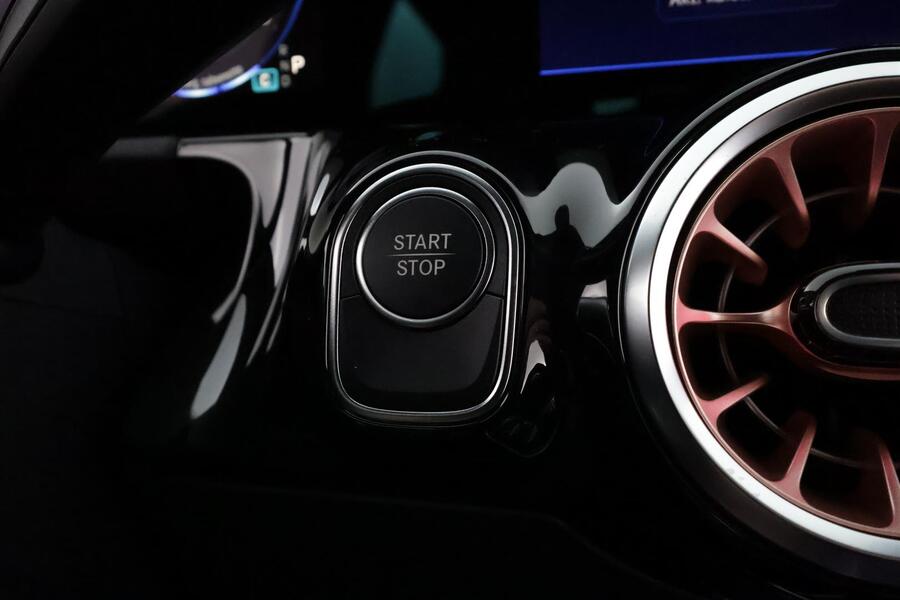 heti ajoon Mercedes-Benz EQA