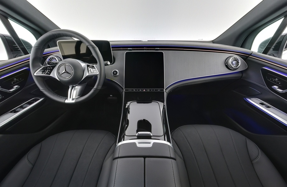 heti ajoon Mercedes-Benz EQE