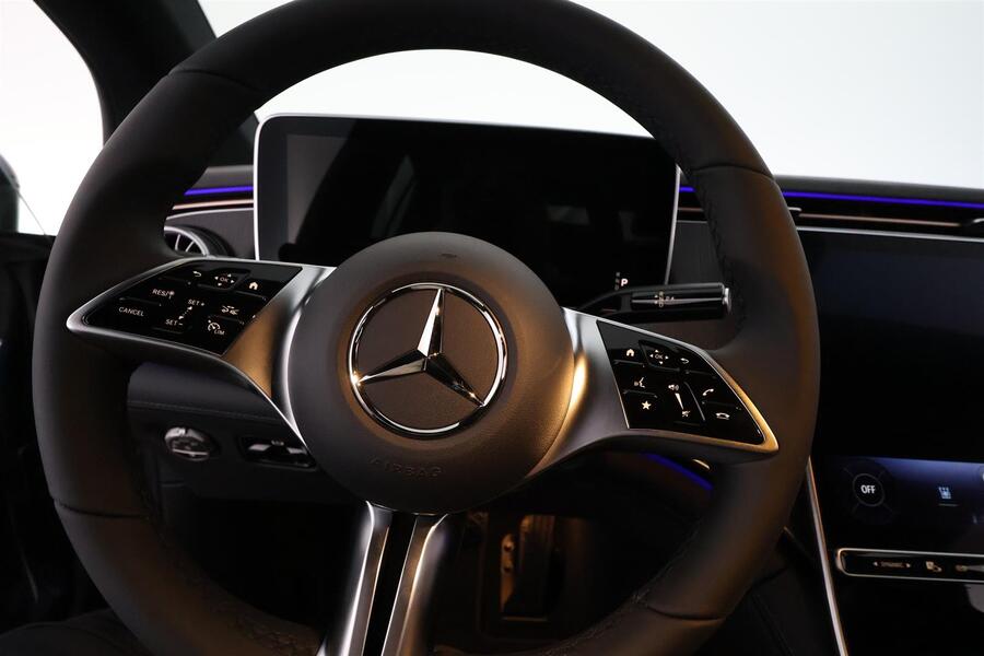 heti ajoon Mercedes-Benz EQE