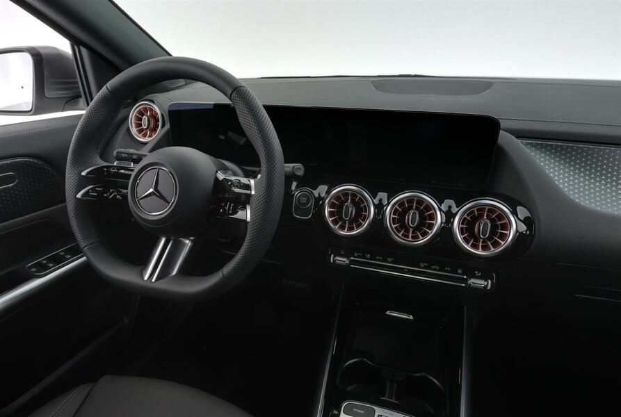 heti ajoon Mercedes-Benz EQA
