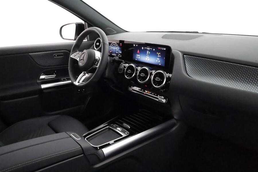 heti ajoon Mercedes-Benz GLA