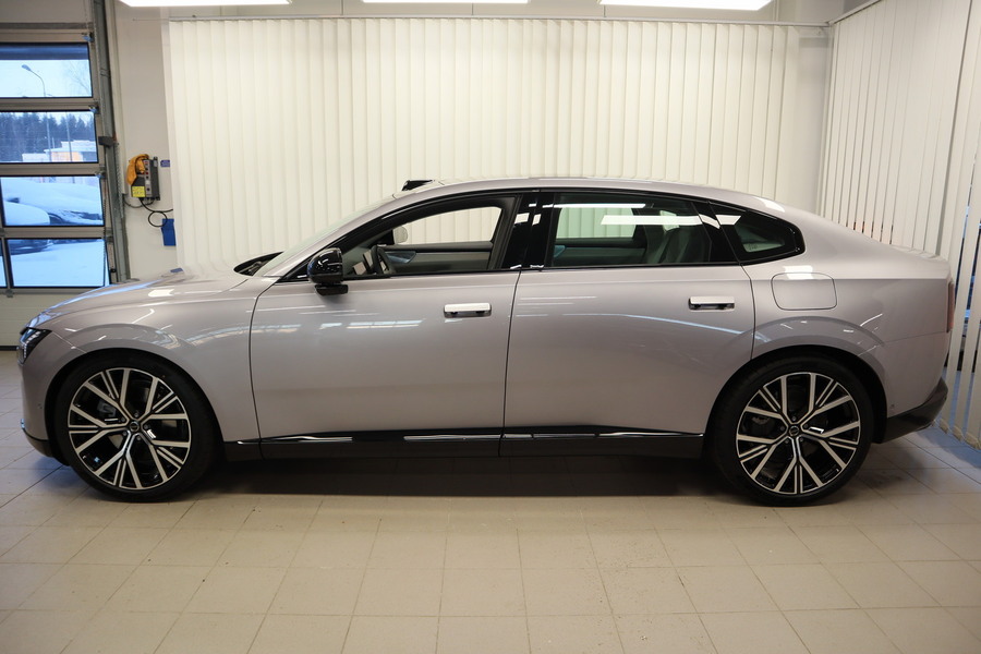 heti ajoon Volvo ES90