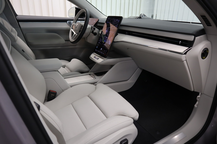 heti ajoon Volvo ES90