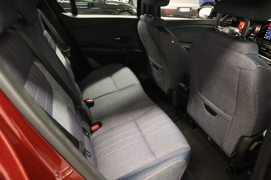 heti ajoon Renault 4