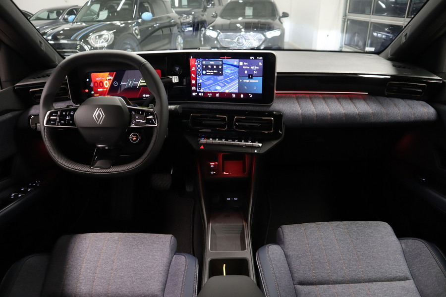 heti ajoon Renault 4