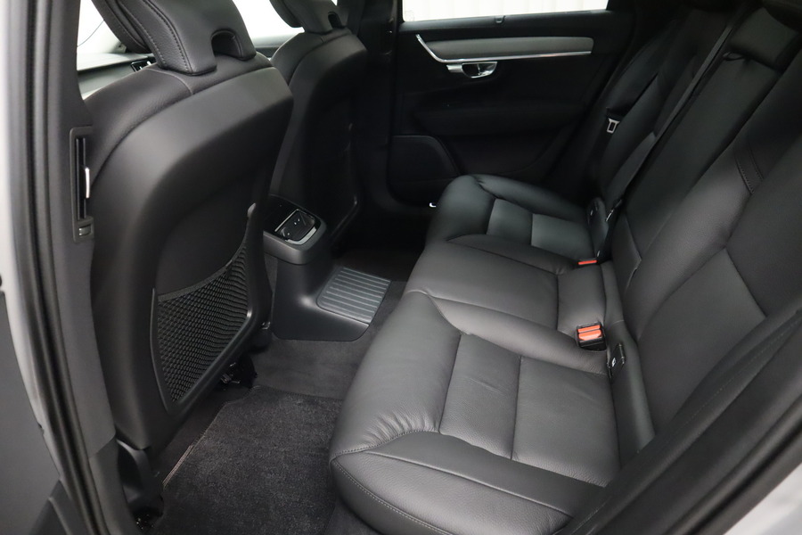 heti ajoon Volvo V90