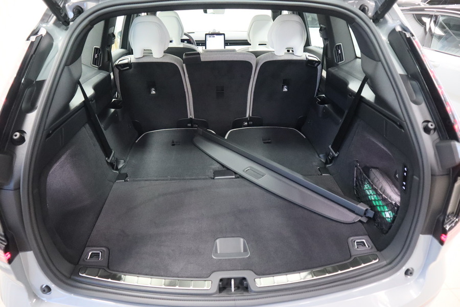 heti ajoon Volvo EX90