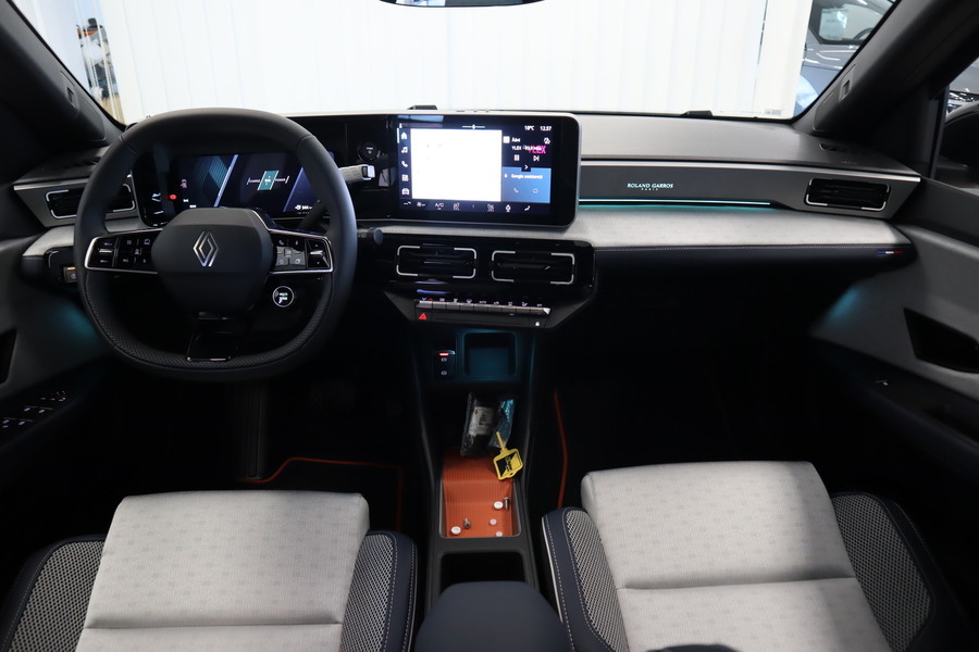 heti ajoon Renault 5