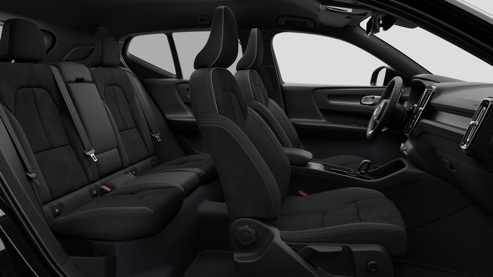 Single Extended Range Plus Black Edition - NYT VARASTOSSA! heti ajoon Volvo EX40