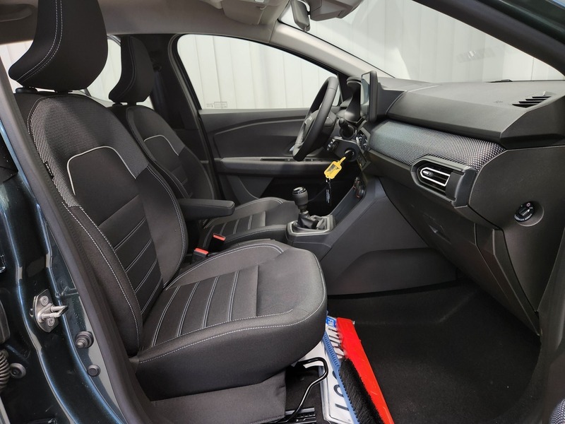 TCe 90 Expression - *Korkokampanja 2.99%+Kulut!* - Tähän autoon rahoitustarjous 2.90 % +kulut heti ajoon Dacia Sandero