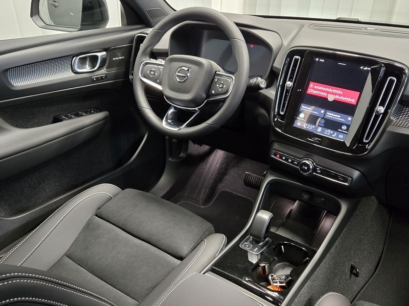 heti ajoon Volvo EX40