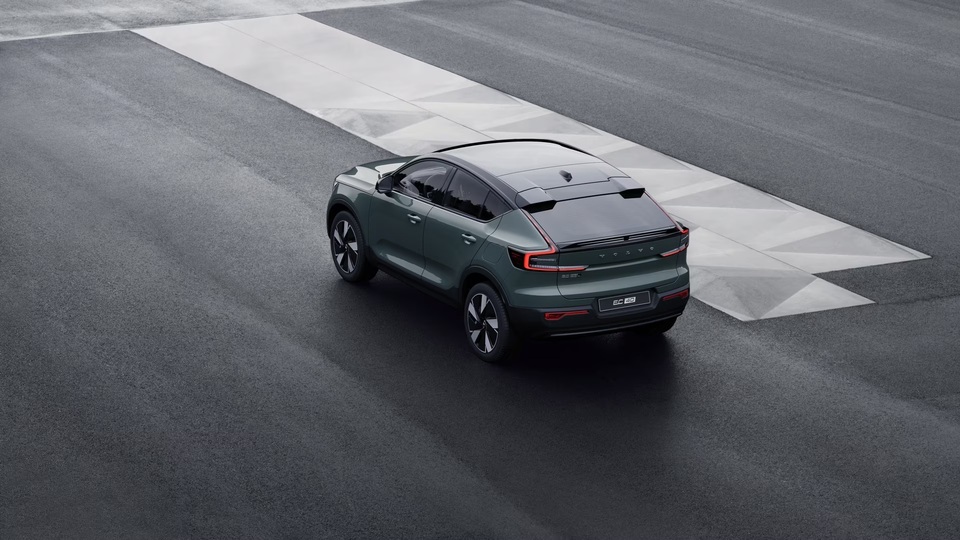 heti ajoon Volvo EC40