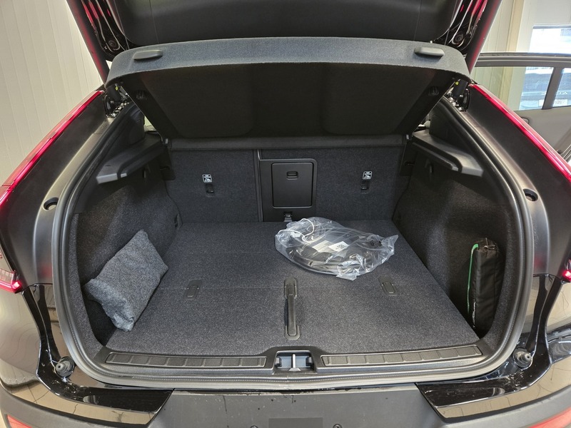 heti ajoon Volvo EC40