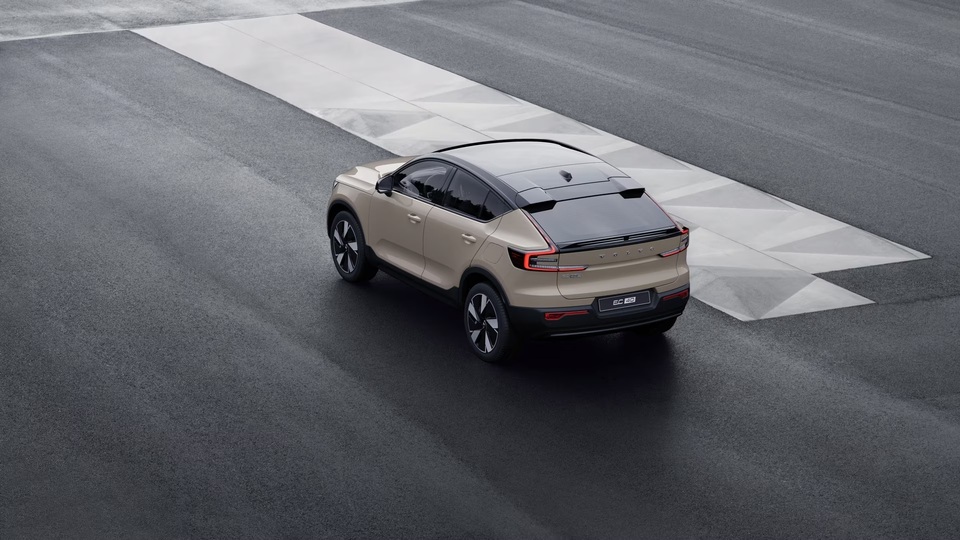 heti ajoon Volvo EC40