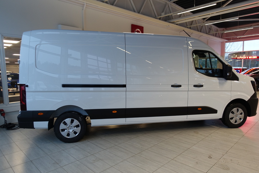 heti ajoon Nissan Interstar