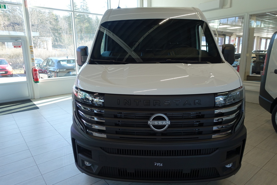 heti ajoon Nissan Interstar