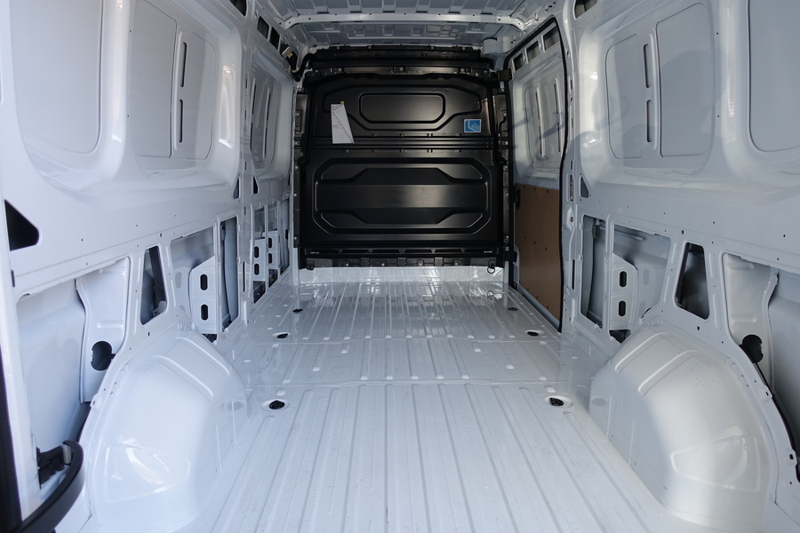 heti ajoon Nissan Interstar