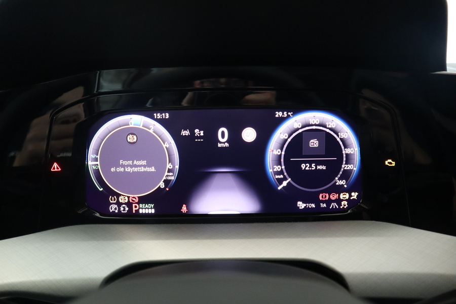 Comfort 75-v Juhlamalli eHybrid 150 kW (PHEV) DSG-automaatti heti ajoon Volkswagen Golf