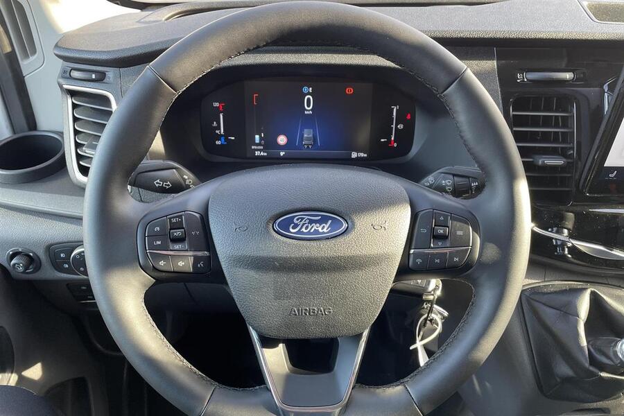 heti ajoon Ford Transit