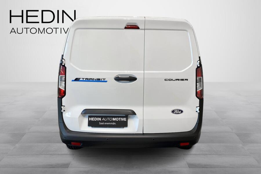 heti ajoon Ford Transit Courier