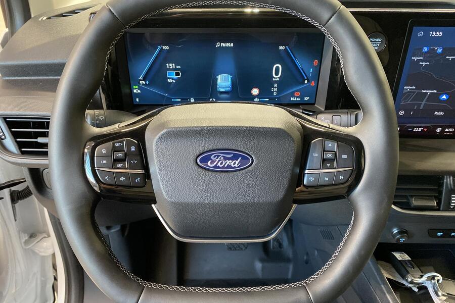 heti ajoon Ford Transit Courier