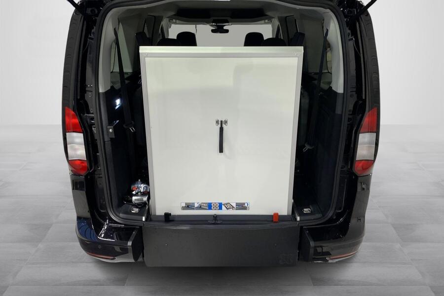 heti ajoon Ford Grand Tourneo Connect