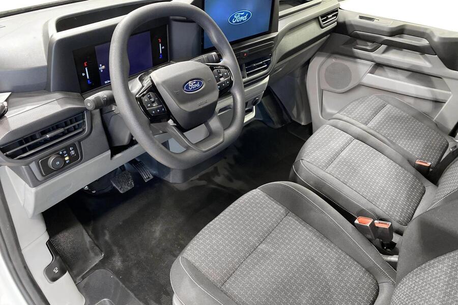 heti ajoon Ford Transit Custom