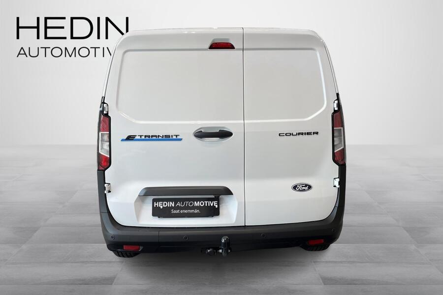 heti ajoon Ford Transit Courier