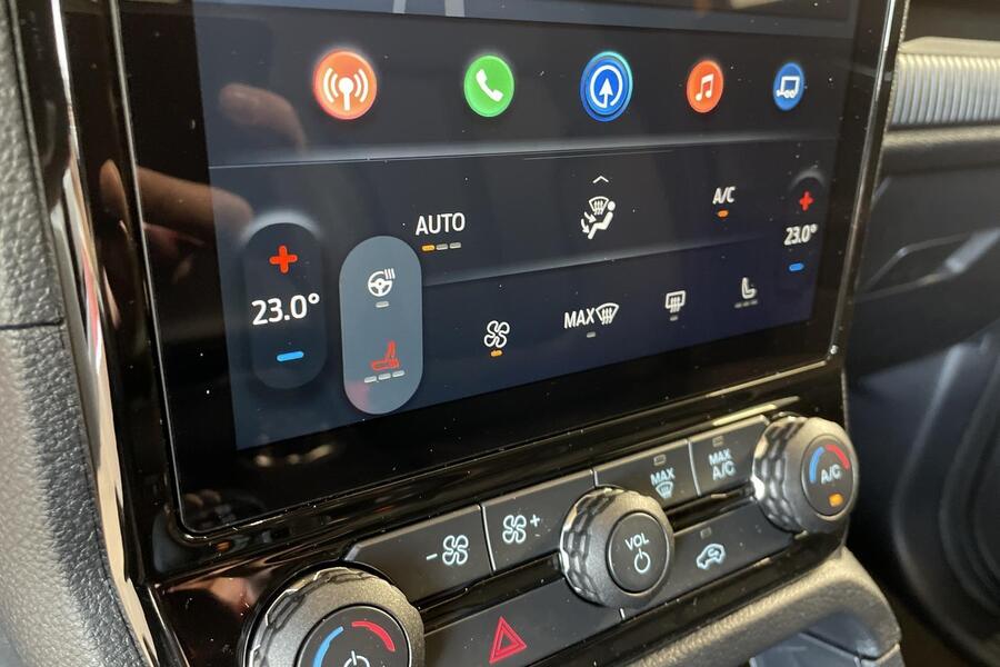 Double Cab Wildtrak 2.3 Ford EcoBoost 281 hv / 697 Nm PHEV A10 AWD heti ajoon Ford Ranger