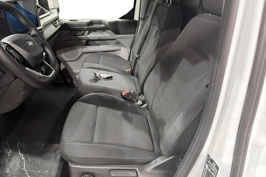 heti ajoon Ford Transit Custom