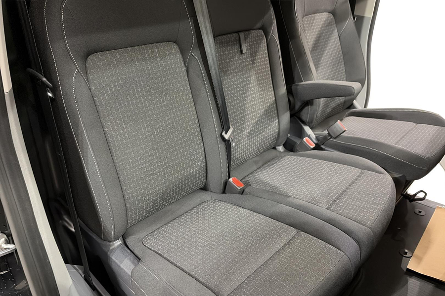 heti ajoon Ford Transit Custom