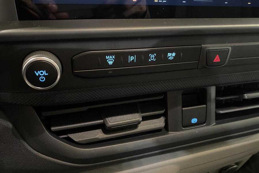 heti ajoon Ford Transit Custom