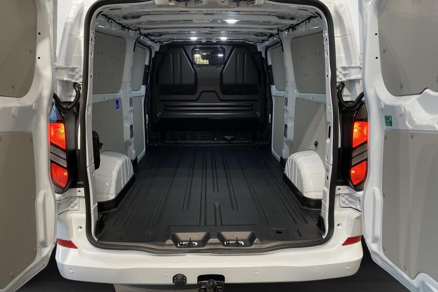 heti ajoon Ford Transit Custom