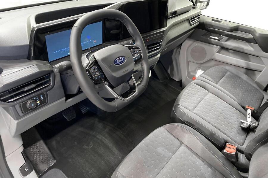 heti ajoon Ford Transit Custom