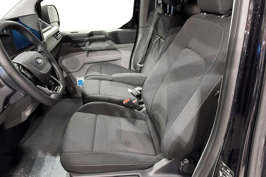 heti ajoon Ford Transit Custom