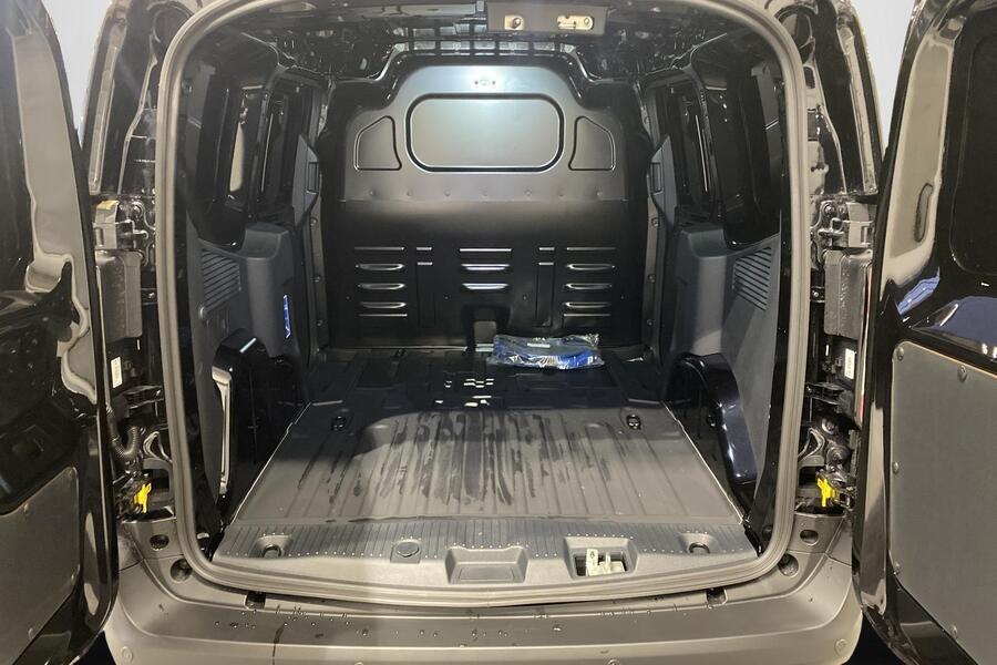 heti ajoon Ford Transit Courier