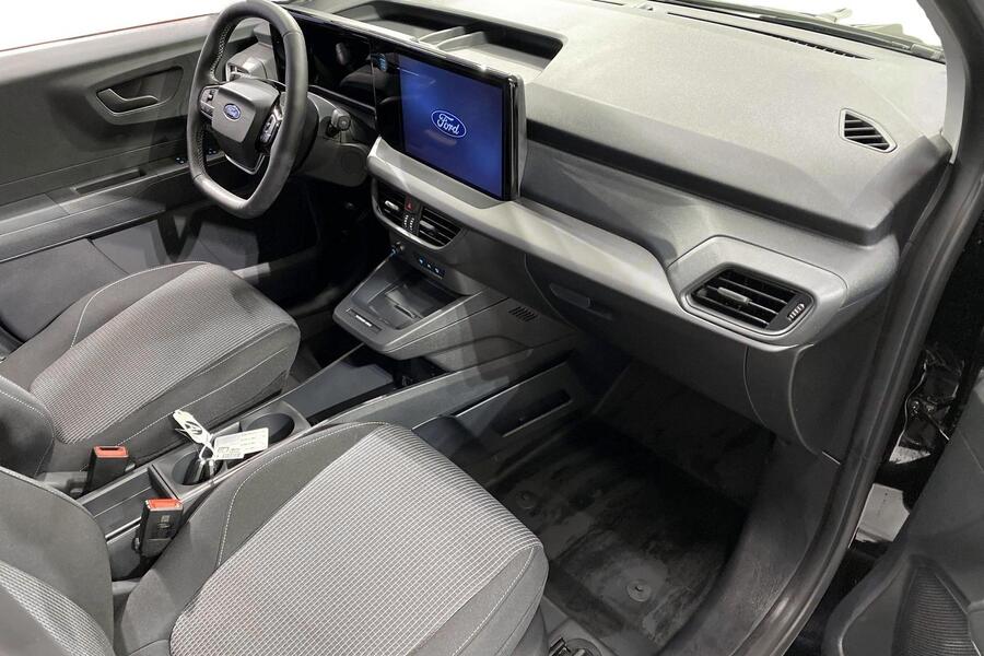 heti ajoon Ford Transit Courier